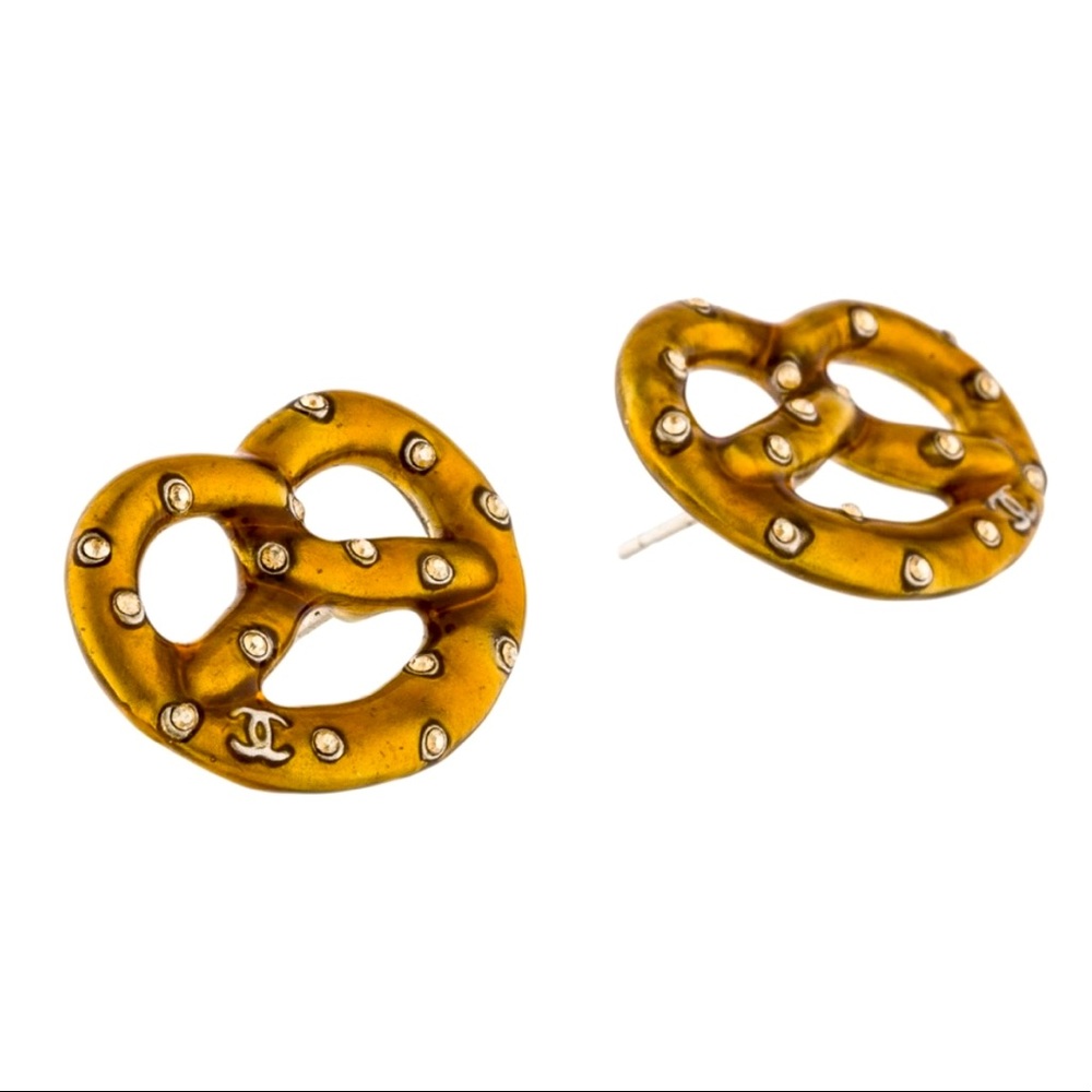 Metiers d’art salzburg CHANEL pretzel earrings